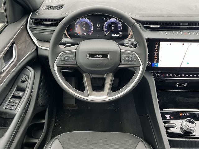 2026 Jeep Grand Cherokee Altitude
