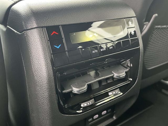 2026 Jeep Grand Cherokee Altitude