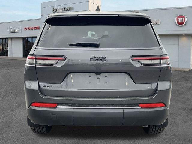 2026 Jeep Grand Cherokee Altitude
