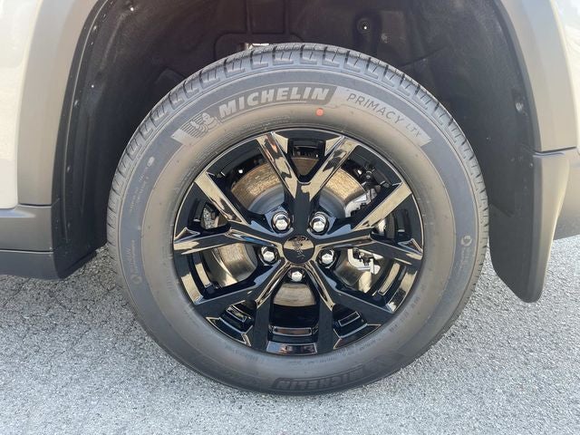 2026 Jeep Grand Cherokee Altitude