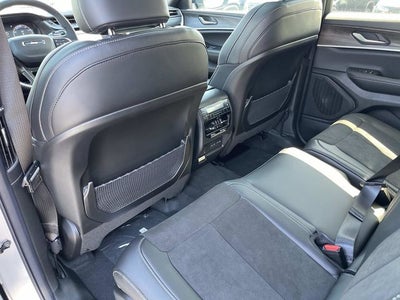 2026 Jeep Grand Cherokee Altitude