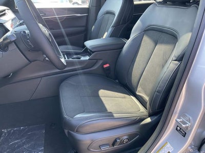 2026 Jeep Grand Cherokee Altitude
