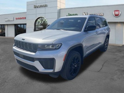 2026 Jeep Grand Cherokee Altitude
