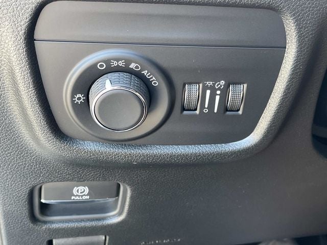 2026 Jeep Grand Cherokee Altitude