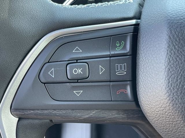 2026 Jeep Grand Cherokee Altitude