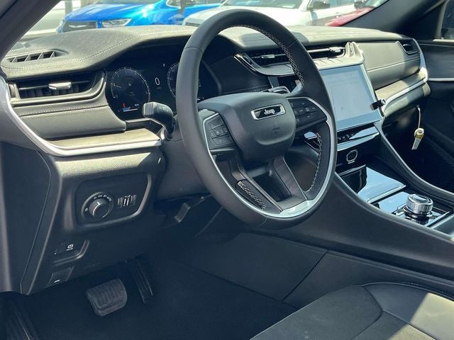 2026 Jeep Grand Cherokee Altitude