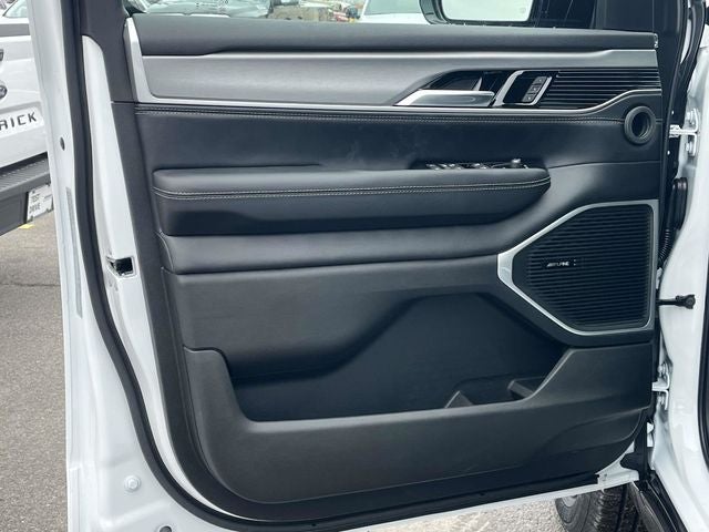 2026 Jeep Grand Wagoneer Limited Altitude