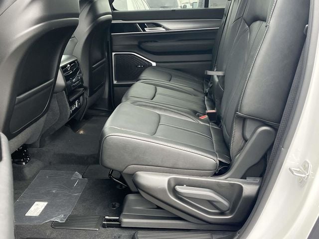 2026 Jeep Grand Wagoneer Limited Altitude
