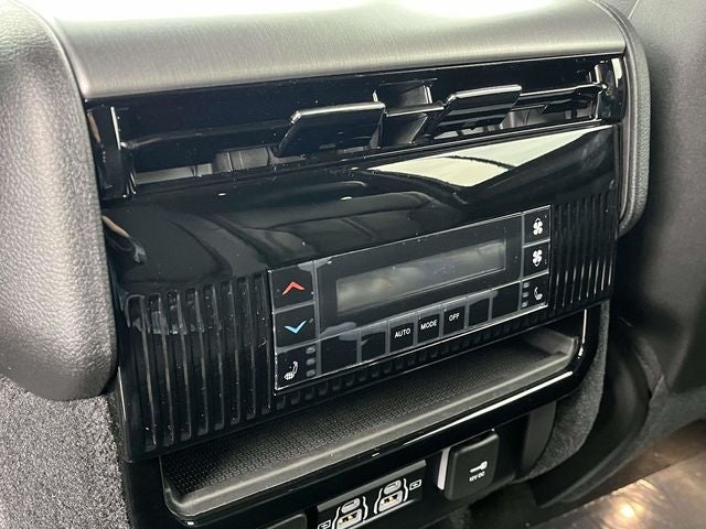 2026 Jeep Grand Wagoneer Limited Altitude