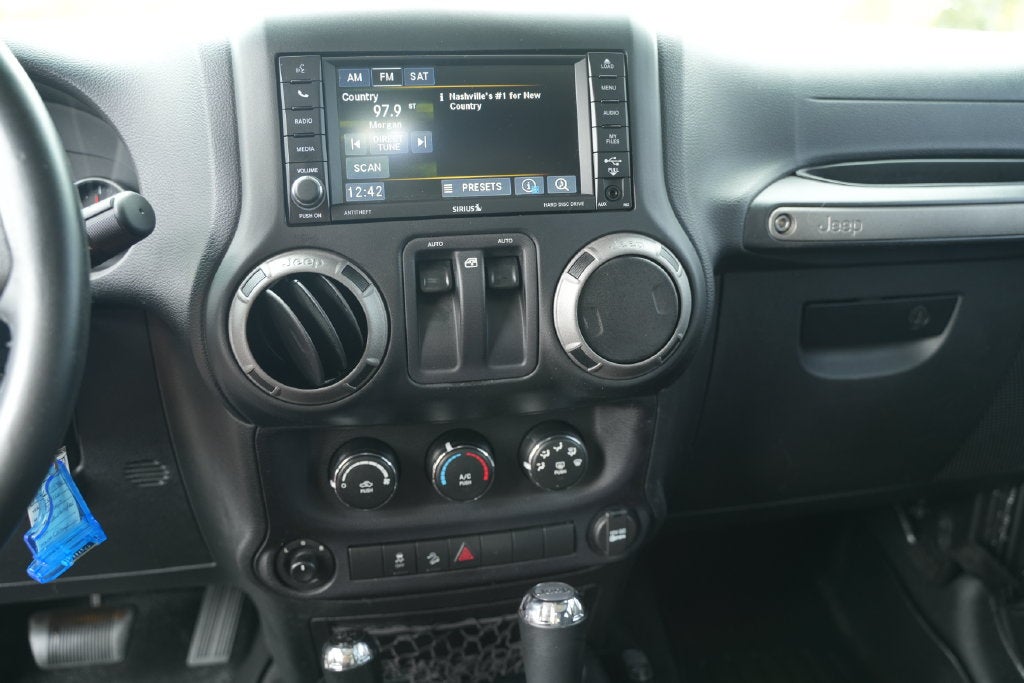 2016 Jeep Wrangler Sport
