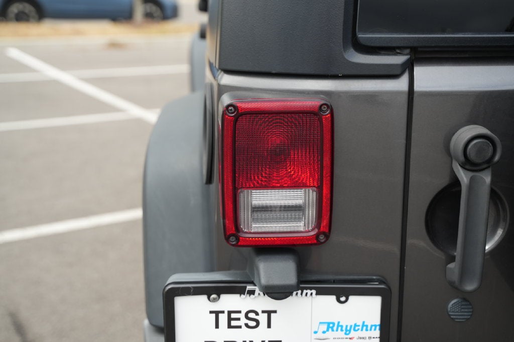 2016 Jeep Wrangler Sport