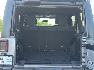 2016 Jeep Wrangler Unlimited Sahara