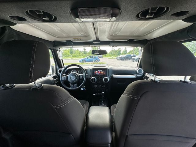 2016 Jeep Wrangler Unlimited Sahara