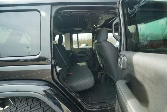 2020 Jeep Wrangler Unlimited Sahara 4x4