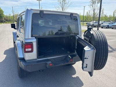 2020 Jeep Wrangler Unlimited Sahara Altitude 4x4