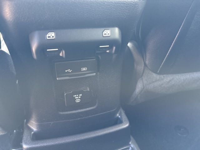 2020 Jeep Wrangler Unlimited Sahara Altitude 4x4