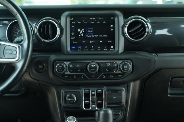 2021 Jeep Wrangler Unlimited Unlimited Sahara Altitude