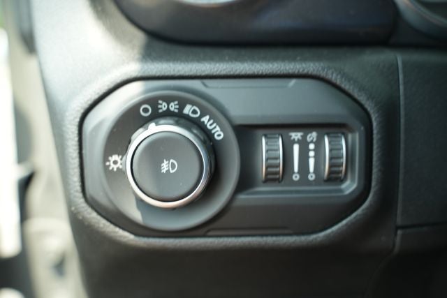 2021 Jeep Wrangler Unlimited Unlimited Sahara Altitude