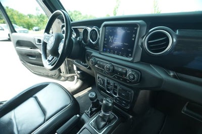 2021 Jeep Wrangler Unlimited Unlimited Sahara Altitude