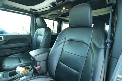 2021 Jeep Wrangler Unlimited Unlimited Sahara Altitude