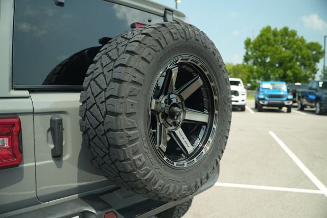 2021 Jeep Wrangler Unlimited Unlimited Sahara Altitude
