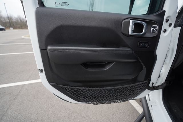 2021 Jeep Wrangler Unlimited Sahara Altitude 4x4