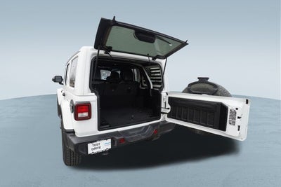 2021 Jeep Wrangler Unlimited Sahara Altitude 4x4