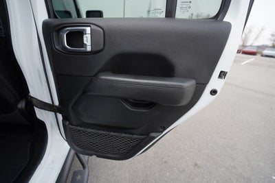 2021 Jeep Wrangler Unlimited Sahara Altitude 4x4