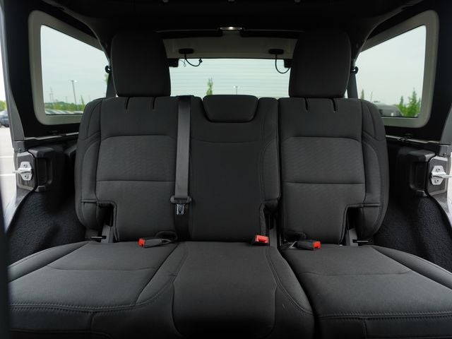 2020 Jeep Wrangler Unlimited Sahara 4x4