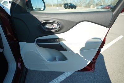 2021 Jeep Cherokee Latitude Plus FWD