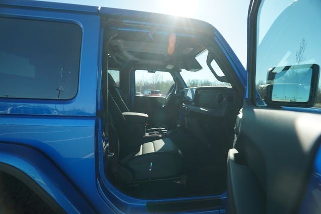 2025 Jeep Wrangler 2-Door Recon 4x4