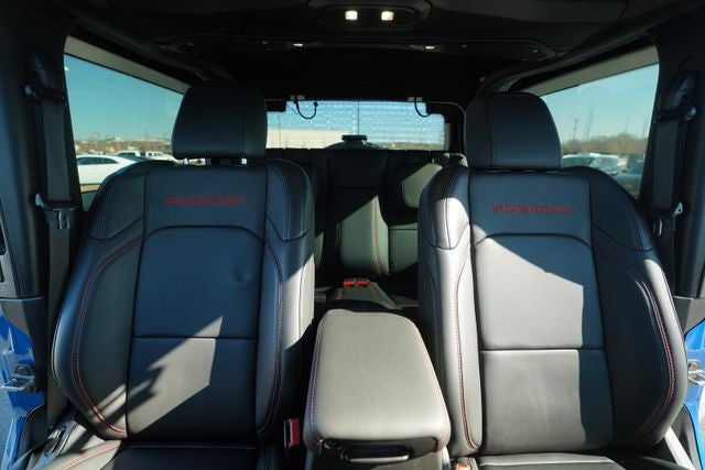 2025 Jeep Wrangler 2-Door Recon 4x4