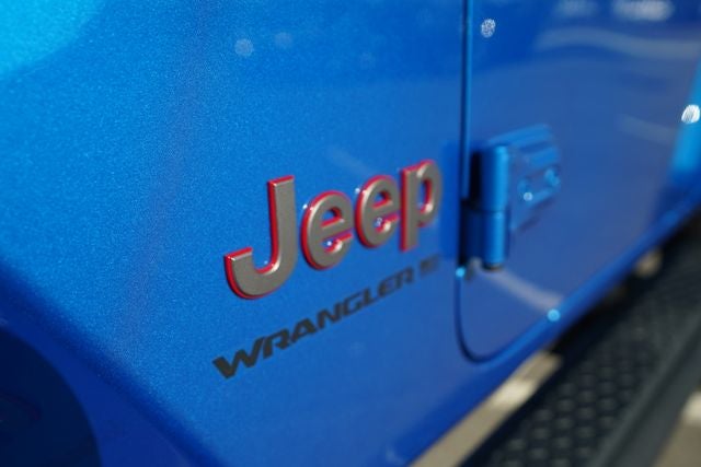 2025 Jeep Wrangler 2-Door Recon 4x4