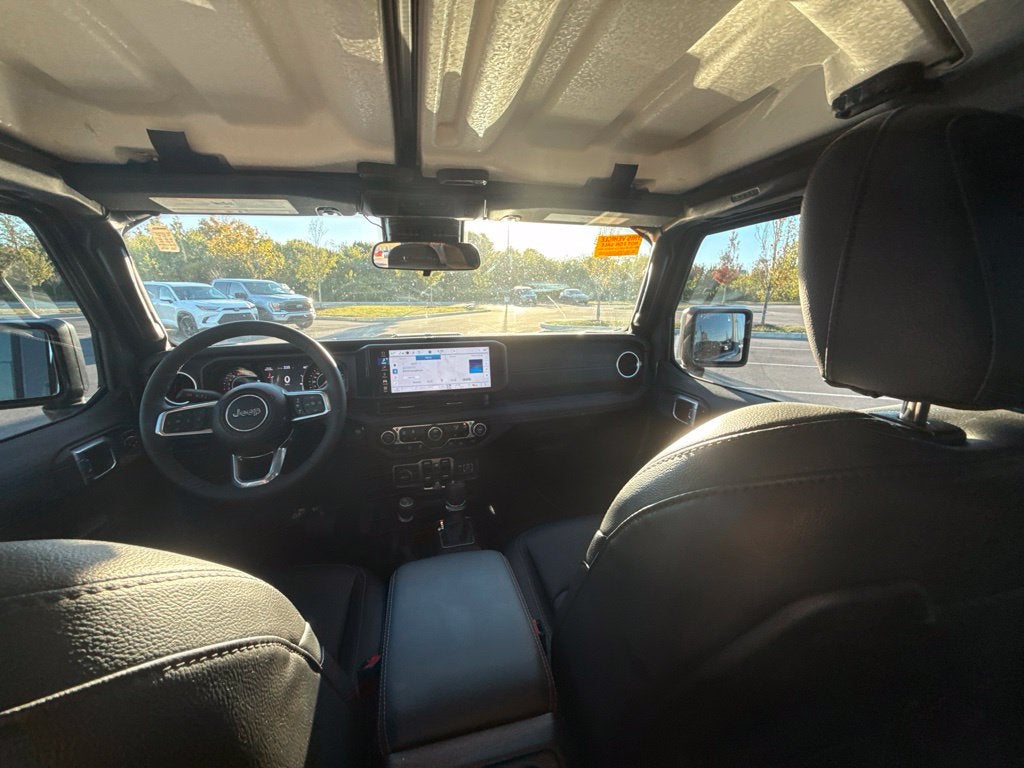 2024 Jeep Wrangler Sahara