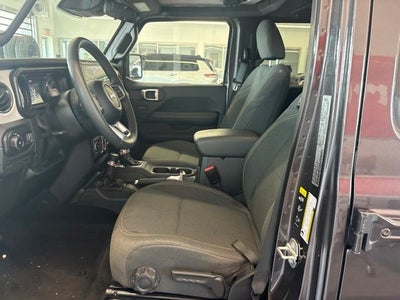 2025 Jeep Wrangler 4-Door Sahara 4x4
