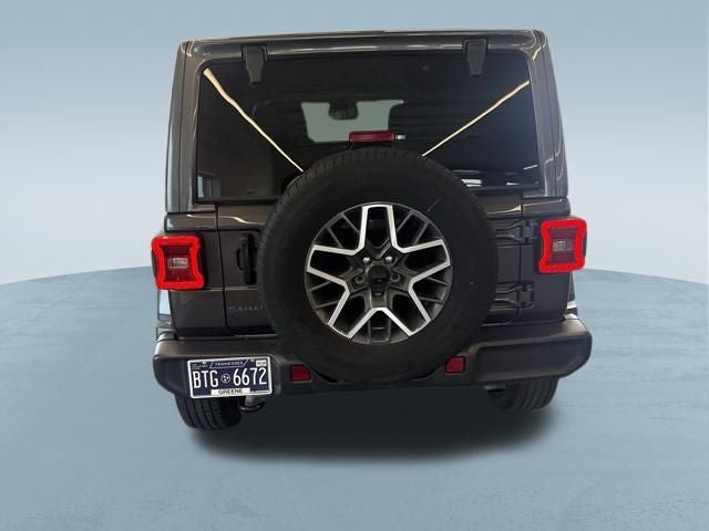 2025 Jeep Wrangler 4-Door Sahara 4x4