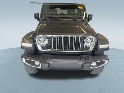 2025 Jeep Wrangler 4-Door Sahara 4x4