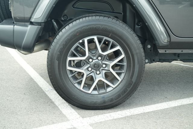 2025 Jeep Wrangler Sahara