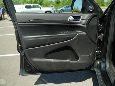 2022 Jeep Grand Cherokee WK Laredo E 4x2