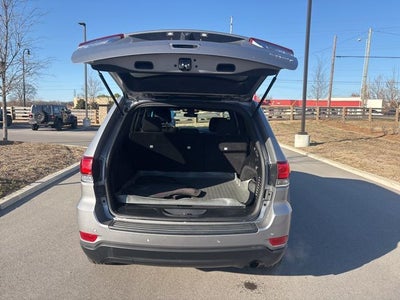 2020 Jeep Grand Cherokee Laredo E 4x2