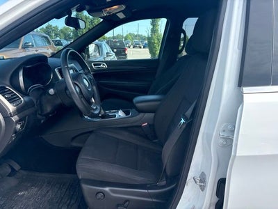 2019 Jeep Grand Cherokee Laredo E