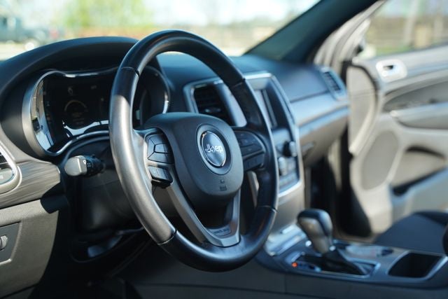 2021 Jeep Grand Cherokee Laredo E 4x2