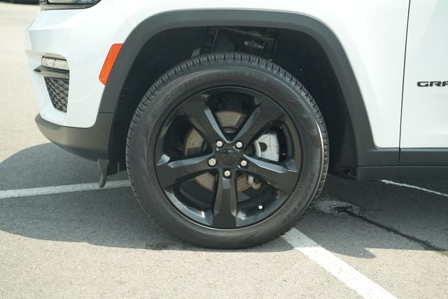 2023 Jeep Grand Cherokee Limited 4x2