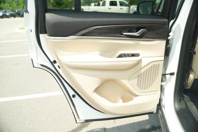 2023 Jeep Grand Cherokee Limited 4x2