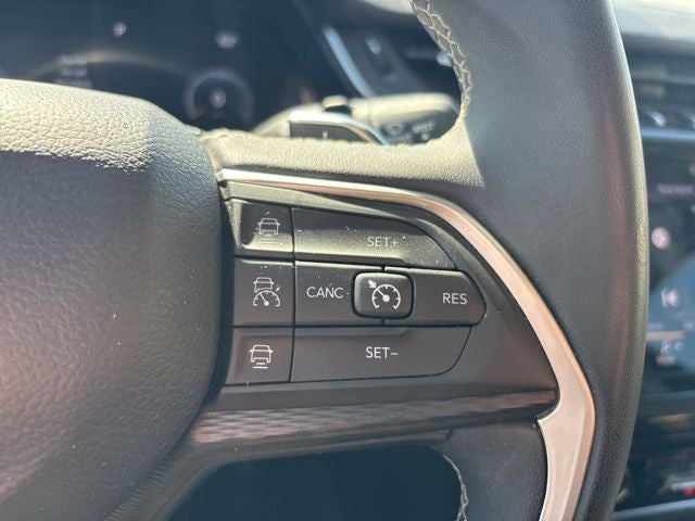 2023 Jeep Grand Cherokee Laredo 4x4