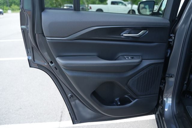 2026 Jeep Grand Cherokee GRAND CHEROKEE LAREDO 4X4