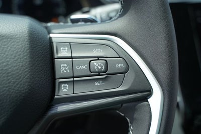 2026 Jeep Grand Cherokee GRAND CHEROKEE LAREDO 4X4