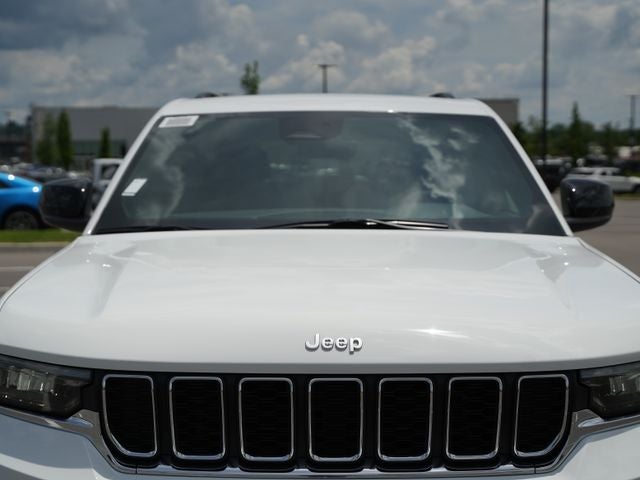 2026 Jeep Grand Cherokee GRAND CHEROKEE LAREDO 4X4