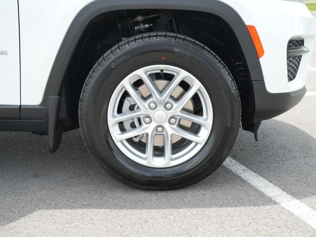 2026 Jeep Grand Cherokee GRAND CHEROKEE LAREDO 4X4