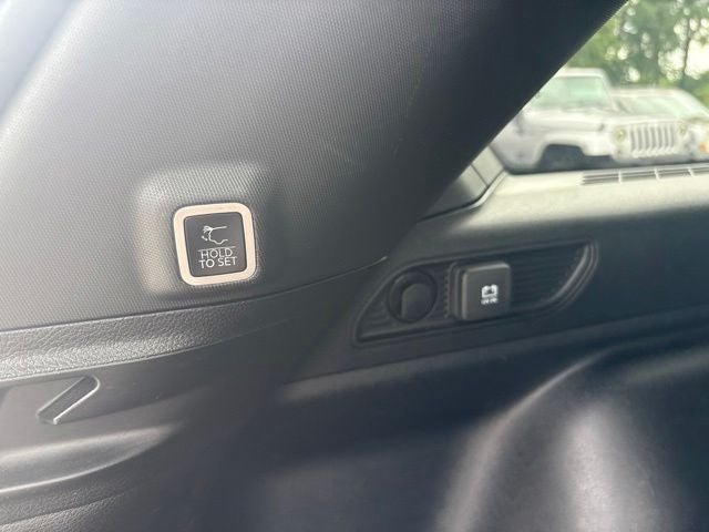 2022 Jeep Grand Cherokee Altitude